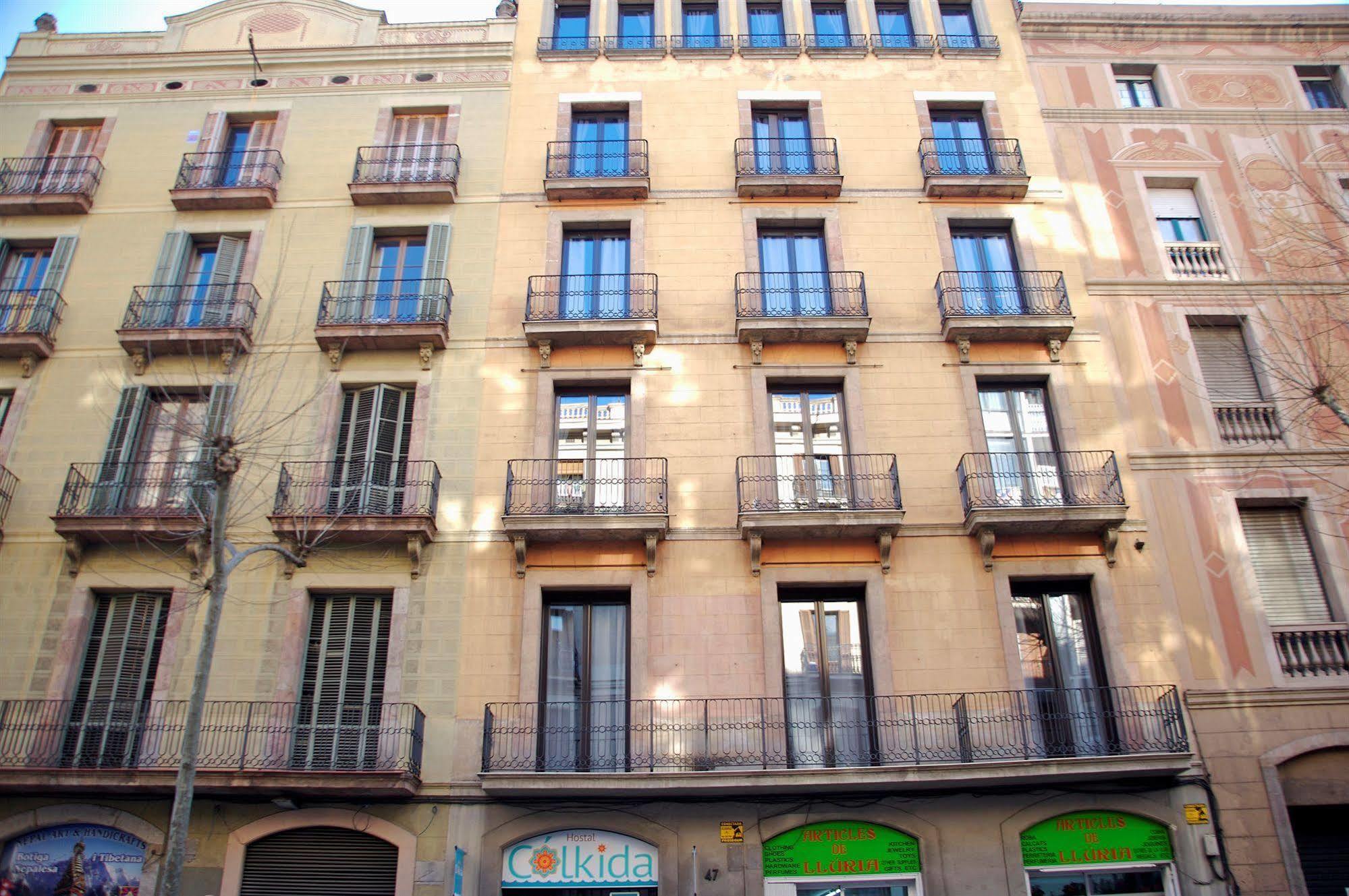 Hostal Agua Alegre Barcelona Exteriör bild